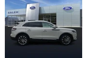 $34978 : Lincoln Nautilus 2022 AWD Re thumbnail