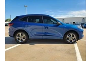 $27730 : Ford Escape 2023 ST-Line 4dr thumbnail