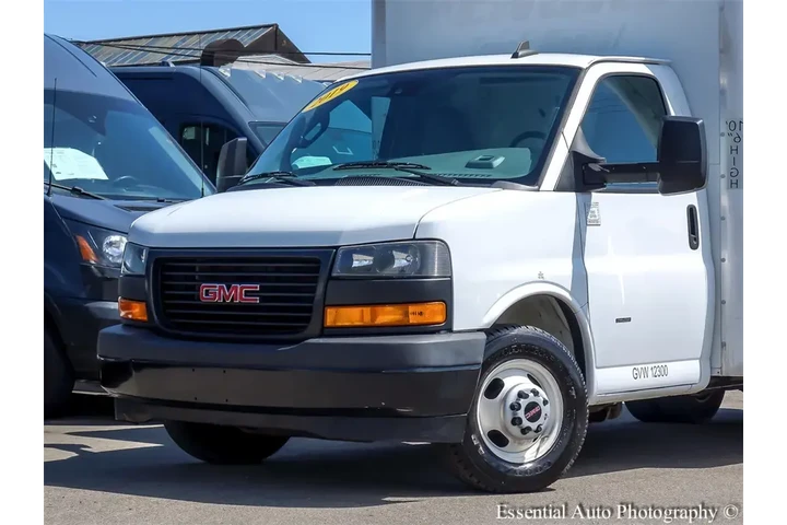 $21995 : GMC Savana 2019 3500 2dr 177 image 3