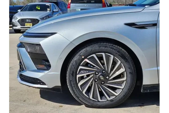$31700 : Hyundai SONATA Hybrid 2025 L image 5