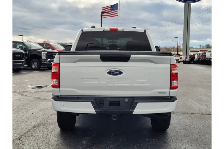 $38095 : Ford F-150 2023 4x4 XL 4dr S image 5