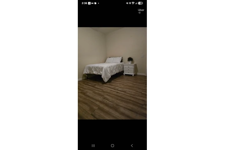 $750 : Cuarto de renta image 2