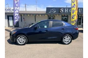 $12395 : 2017 Yaris iA Base thumbnail