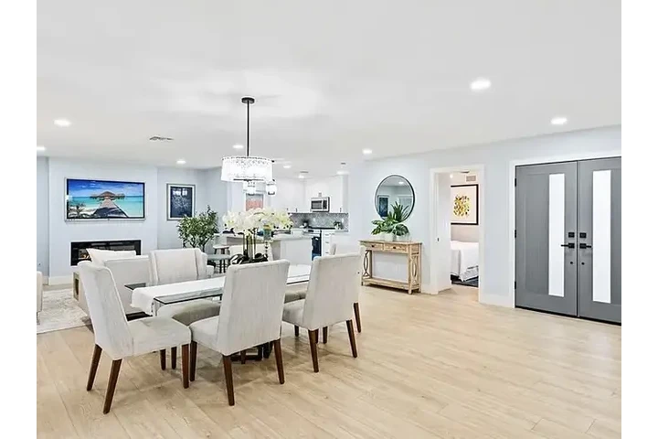 $2000 : HOUSE FOR RENT image 1