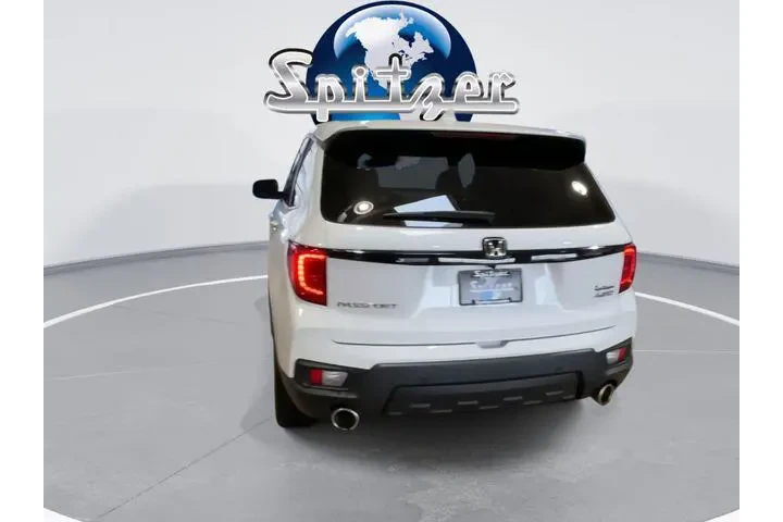 $35592 : Honda Passport 2024 AWD EX-L image 8