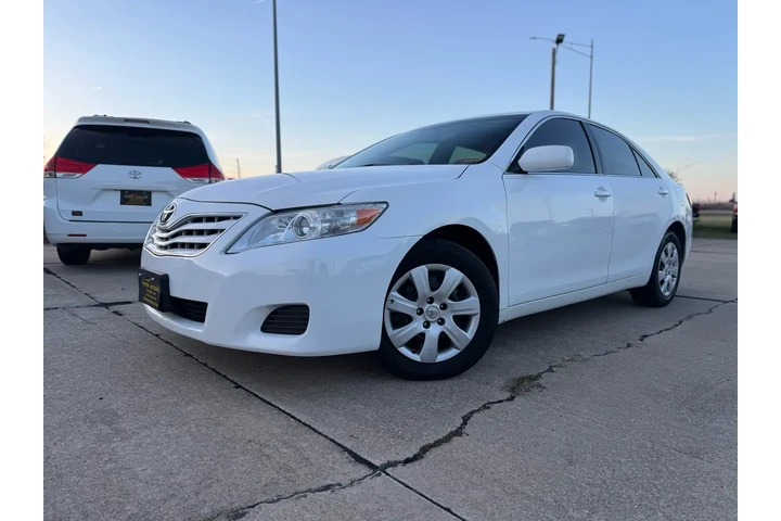 $8499 : 2011 Camry Base 6-Spd AT image 6