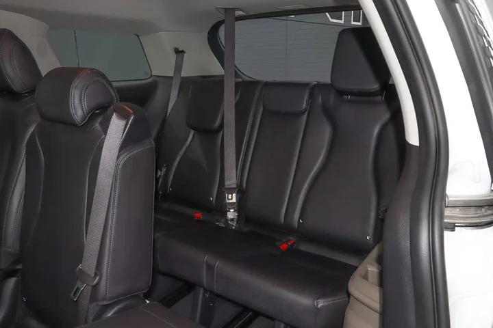 $34988 : 2025 Carnival LXS FWD image 9