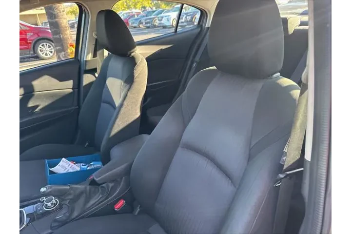 $10995 : Mazda Mazda3 2015 i Sport 4d image 6