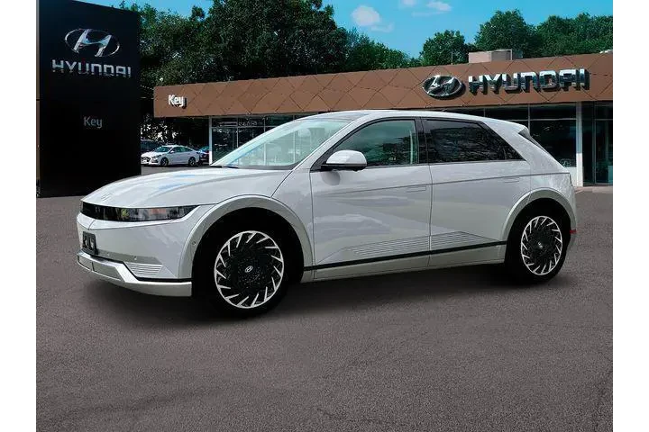 $37729 : Hyundai IONIQ 5 2024 AWD Lim image 2