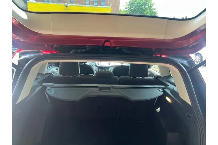 $9999 : 2017 Escape SE image 5