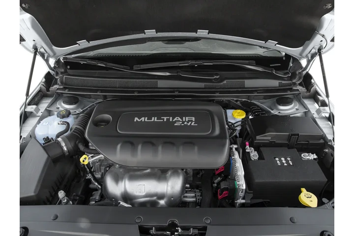 $12988 : 2016 200 Limited image 9