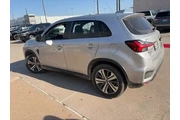 $10849 : Mitsubishi Outlander Sport 2 thumbnail