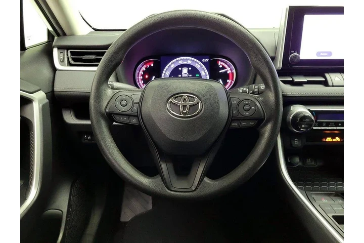 $27998 : Toyota RAV4 2023 XLE 4dr SUV image 10