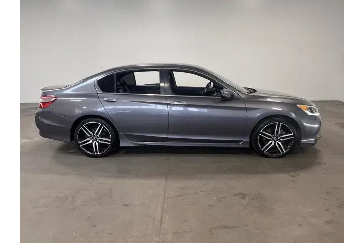 $18594 : Honda Accord 2017 Sport Spec image 2