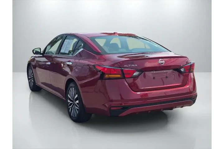 $19999 : Nissan Altima 2024 2.5 SV 4d image 7