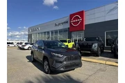 Toyota RAV4 2022 AWD XLE 4dr