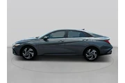 $18490 : Hyundai ELANTRA 2024 SEL 4dr thumbnail