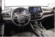 $34787 : Toyota Highlander 2022 AWD L thumbnail