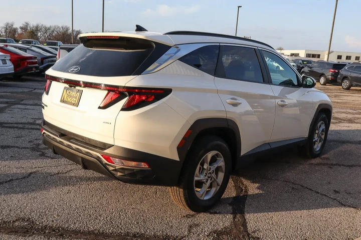 $20388 : 2024 Tucson SEL AWD *Ltd Avai image 4