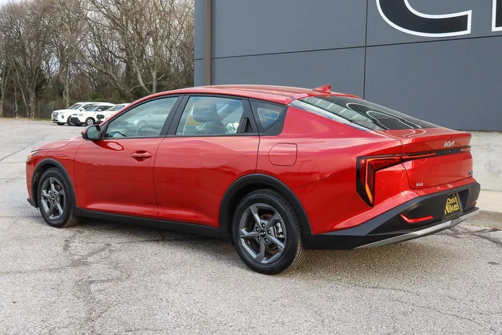 $18988 : 2025 K4 LXS FWD image 6