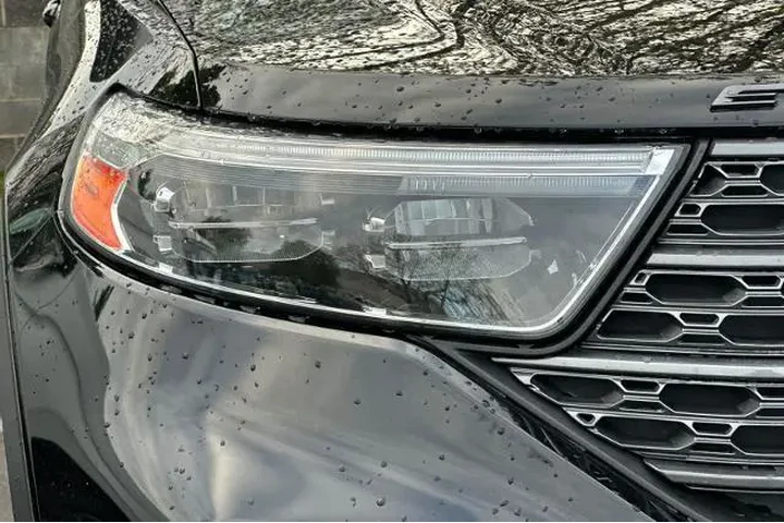 $25995 : Ford Explorer 2021 AWD XLT 4 image 9