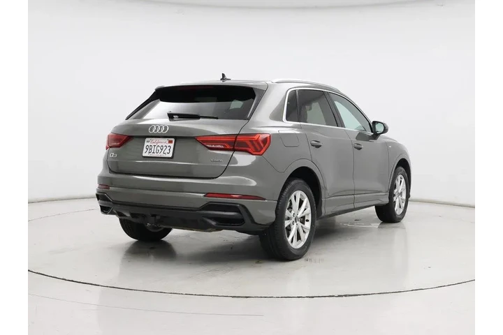$25998 : Audi Q3 2022 AWD quattro S l image 8