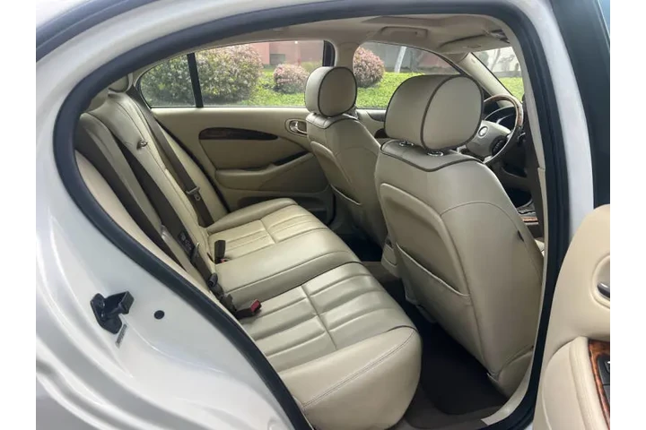 $6100 : 2007 S-Type 4.2 image 5