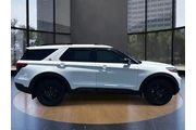 $36995 : Ford Explorer 2023 AWD Timbe thumbnail