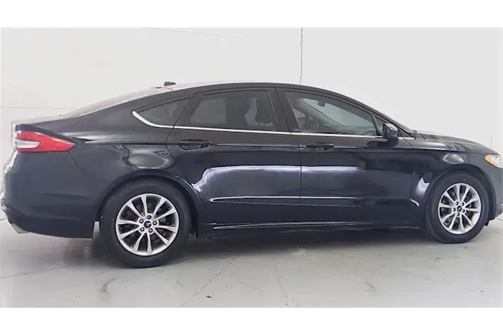 2015 Escape SE 4WD image 5