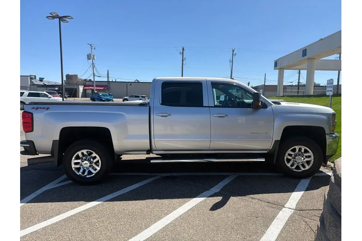 $26988 : Chevrolet Silverado 3500HD 2 image 3