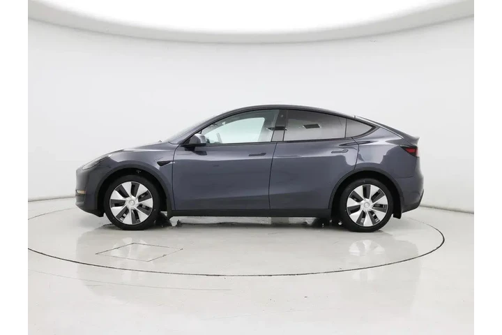 $27998 : Tesla Model Y 2022 AWD Long image 3