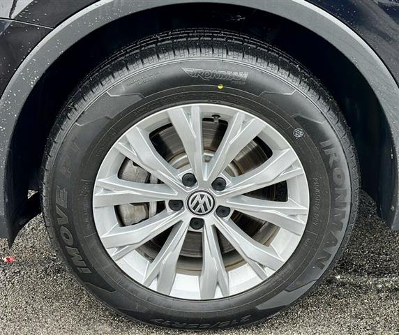 $18333 : 2020 Tiguan 2.0T S image 10