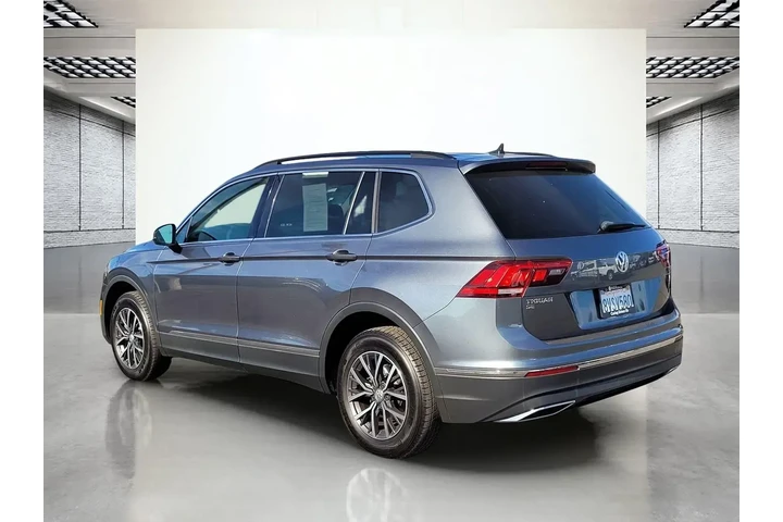 $15495 : Volkswagen Tiguan 2020 SE 4d image 9