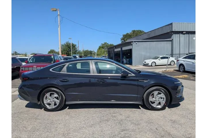 $29335 : Hyundai SONATA 2026 SE 4dr S image 9