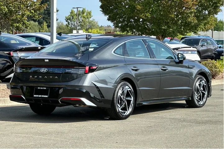 $26990 : Hyundai SONATA 2025 SEL Conv image 4