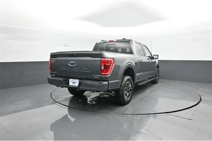 $38328 : Ford F-150 2023 4x4 XLT 4dr image 7