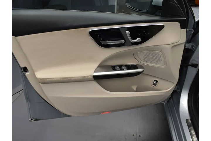 $26726 : Mercedes-Benz C-Class 2022 A image 9