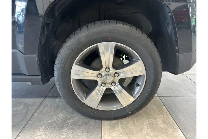 $8500 : Jeep Patriot 2017 Latitude 4 image 6