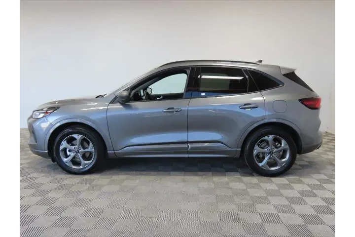 $20999 : Ford Escape 2024 ST-Line 4dr image 5