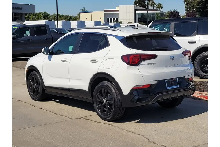 $17999 : Buick Encore GX 2024 Sport T image 6