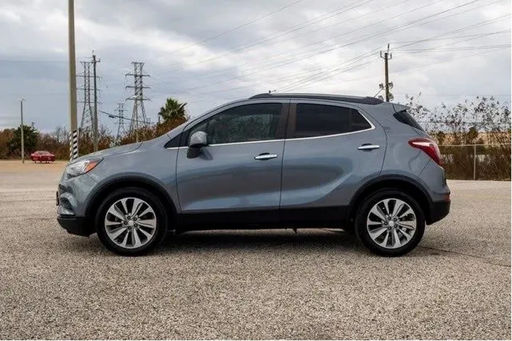 $10407 : Buick Encore 2020 Preferred image 2