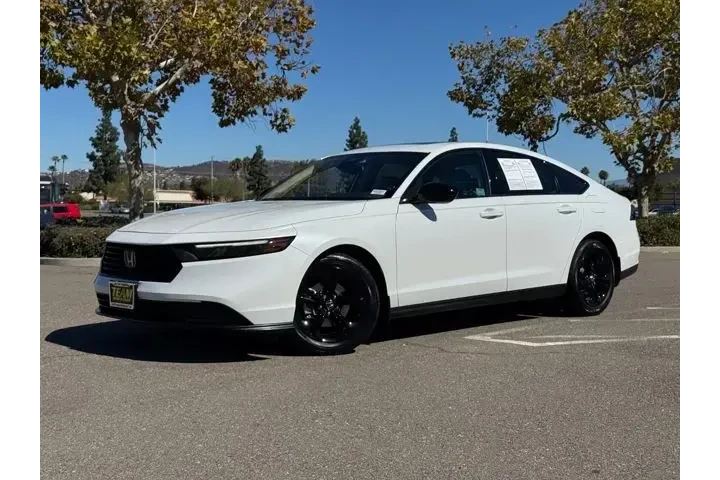 $27995 : Honda Accord 2025 SE 4dr Sed image 2