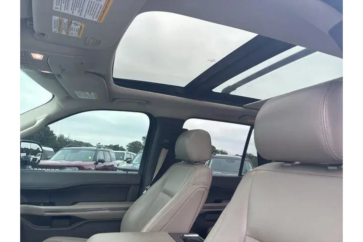 $27992 : Ford Expedition MAX 2020 4x2 image 7