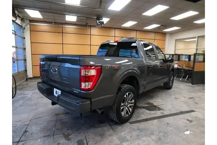 $29898 : Ford F-150 2021 4x4 XL 4dr S image 7