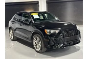 2022 Audi Q3 45 TFSI S line Pr thumbnail