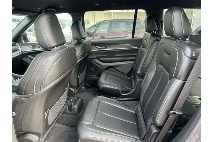 $34500 : Jeep Grand Cherokee L 2024 4 image 9