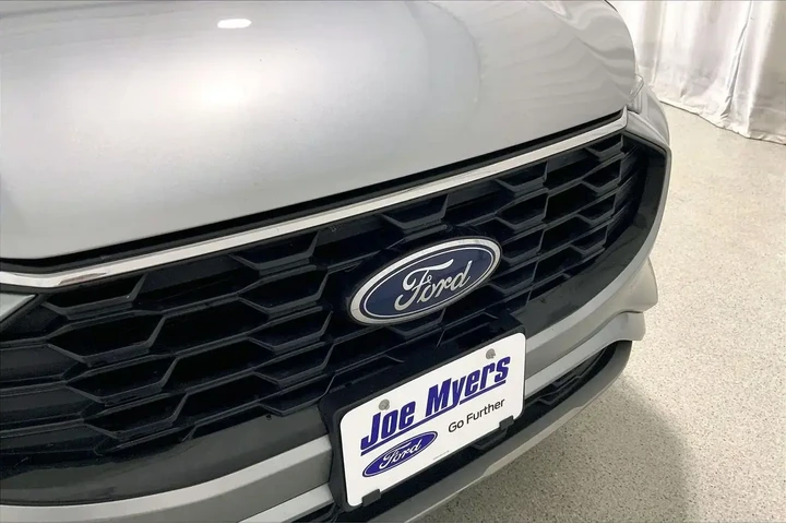 $19591 : Ford Escape 2024 ST-Line 4dr image 7