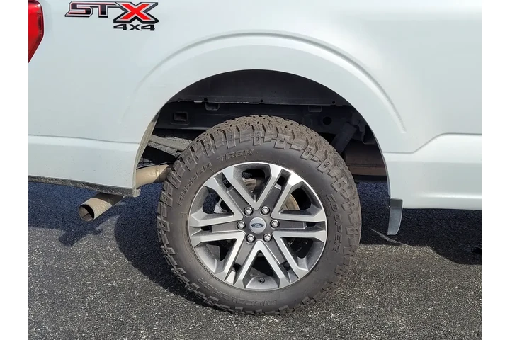 $30297 : Ford F-150 2022 4x4 XL 4dr S image 10