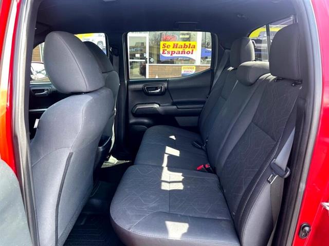 $31299 : 2017 Tacoma SR5 Double Cab 5' image 10