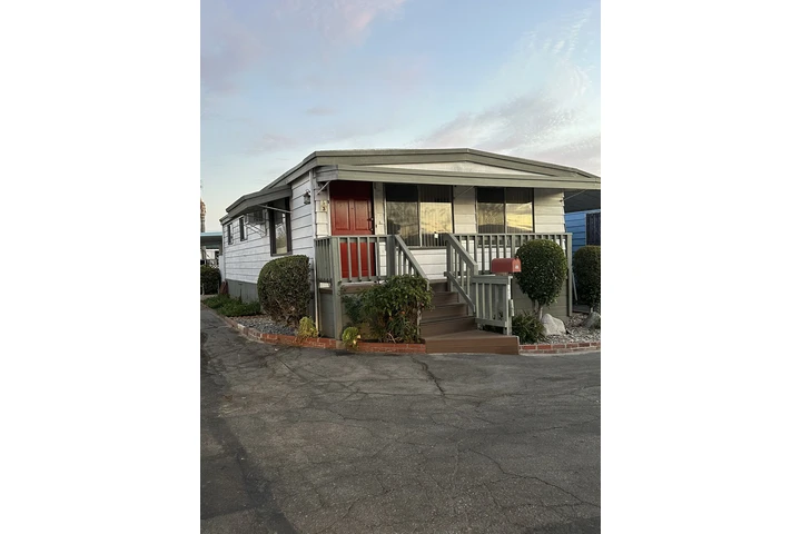 $2600 : Casa Mobile-Gardena image 5